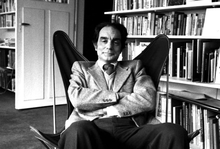 Italo Calvino - Si legge da soli anche quando si  in due