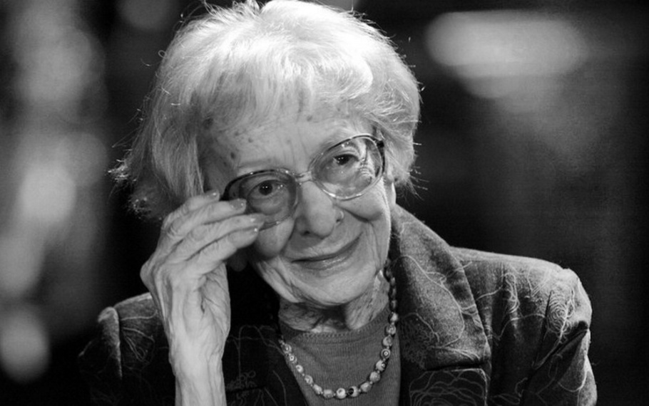 Wislawa Szymborska - La mano