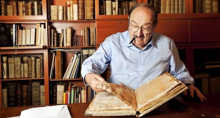 Libro cartaceo o ebook? Risponde Umberto Eco