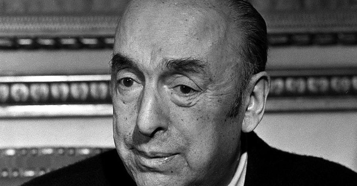 Pablo Neruda - Mi piaci quando taci perch sei come assente