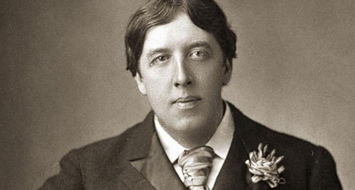 Oscar Wilde - Per anni Dorian Gray non riusc a liberarsi dallinfluenza di quel libro