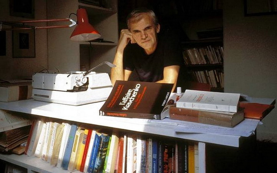 Milan Kundera - Ma davvero la pesantezza è terribile e la leggerezza è meravigliosa?
